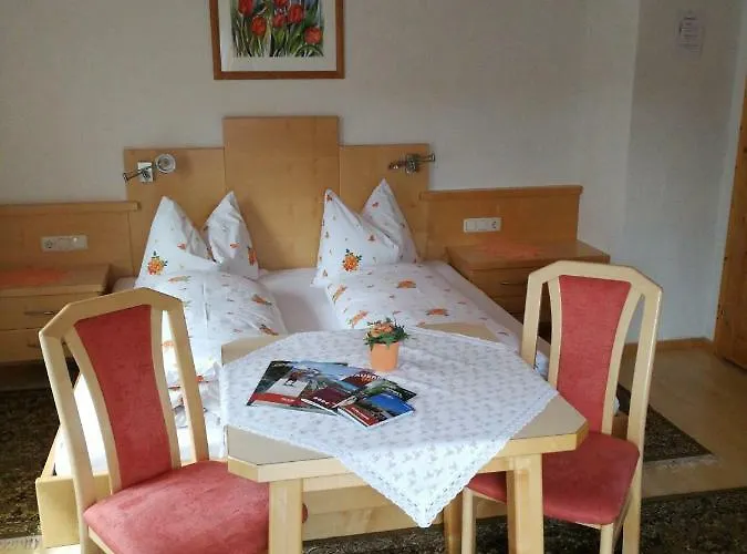 Haus Holzer Apartmán *