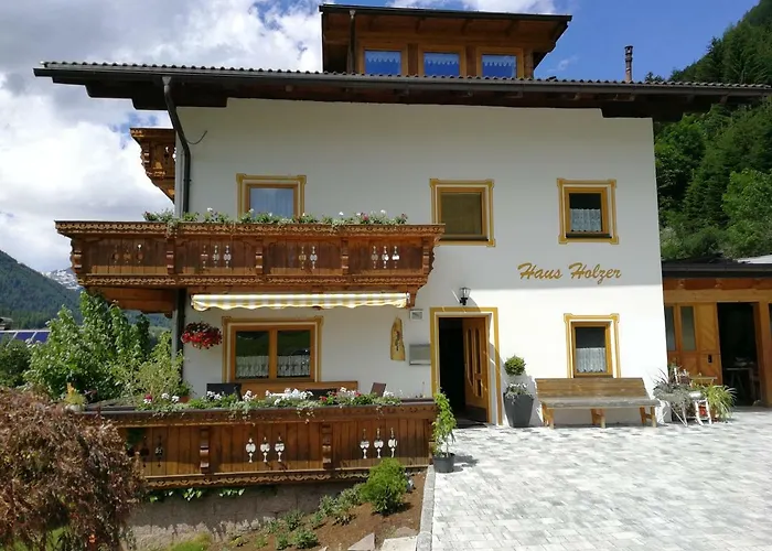 Haus Holzer Apartman *